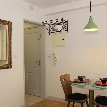 Alfama Story House Apartman *
